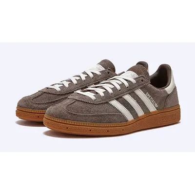 adidas originals spezial in - braun/weiß|adidas originals gum soles.